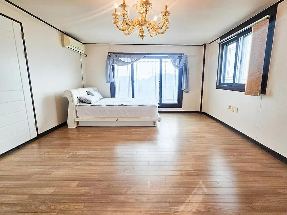 Seonjaedo Shalom Private Pension Dangjin 0*,  South Korea